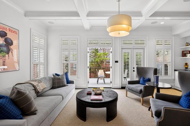 58 Sheridan Drive NE 19, Atlanta, GA 30305