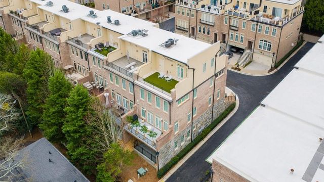 58 Sheridan Drive NE 19, Atlanta, GA 30305