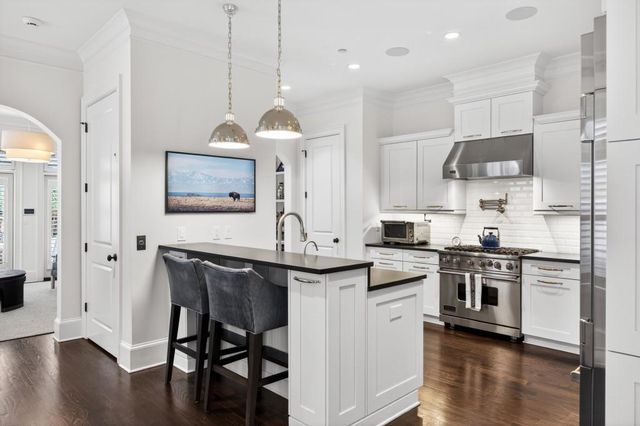 58 Sheridan Drive NE 19, Atlanta, GA 30305