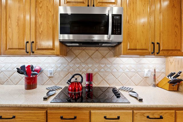7520 Muirfield Drive, Cleburne, TX 76033