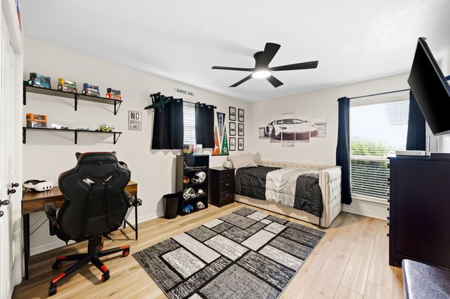 7520 Muirfield Drive, Cleburne, TX 76033