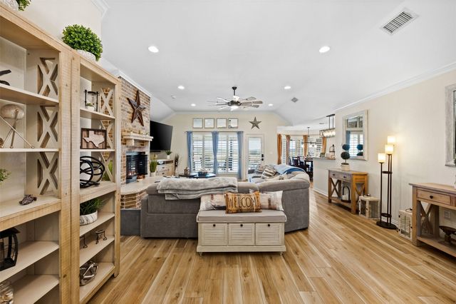 7520 Muirfield Drive, Cleburne, TX 76033