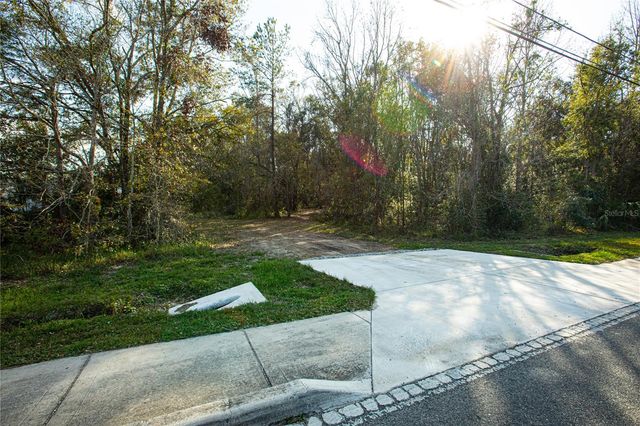 W DR M L KING JR BOULEVARD, Brooksville, FL 34601