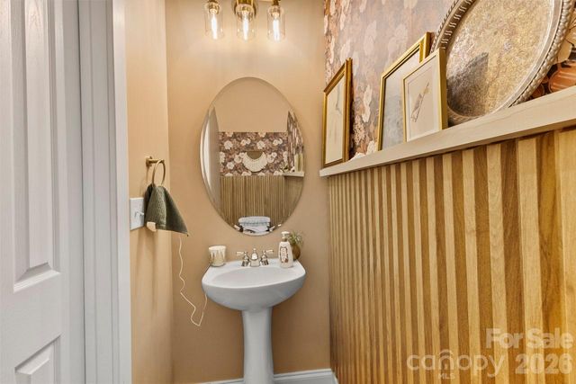 807 Cattaloochee Lane, Huntersville, NC 28078