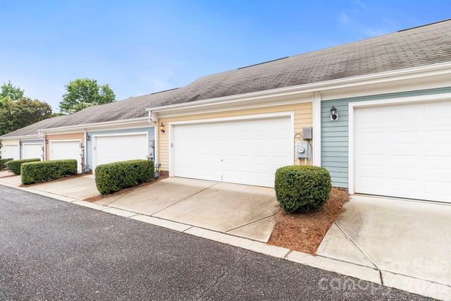 807 Cattaloochee Lane, Huntersville, NC 28078