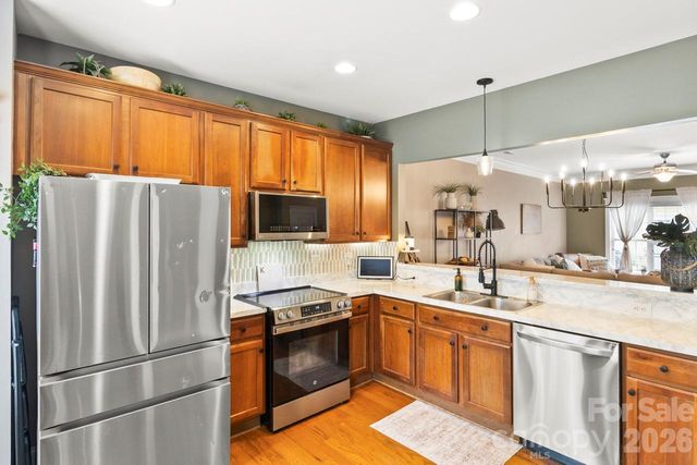 807 Cattaloochee Lane, Huntersville, NC 28078