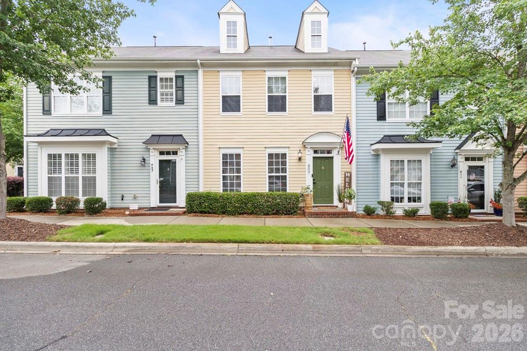 807 Cattaloochee Lane, Huntersville, NC 28078