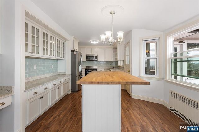 145 Highview Terrace, Hawthorne, NJ 07506