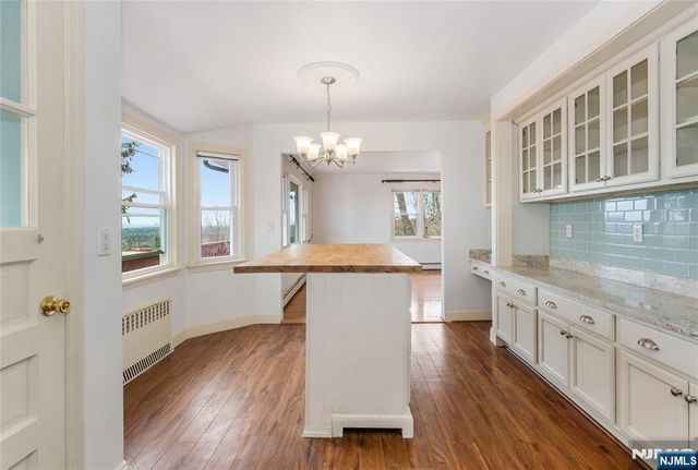 145 Highview Terrace, Hawthorne, NJ 07506