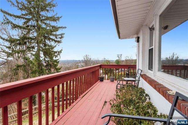 145 Highview Terrace, Hawthorne, NJ 07506