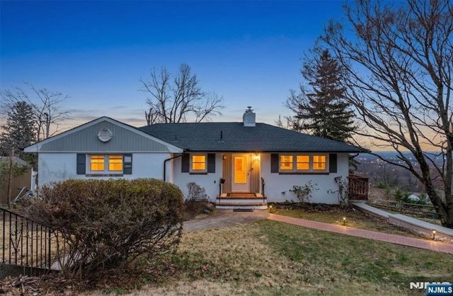 145 Highview Terrace, Hawthorne, NJ 07506