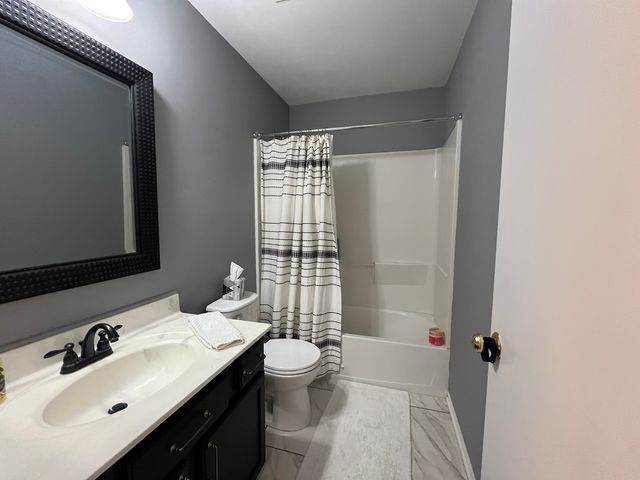 10520 Thornton Way, Huntley, IL 60142