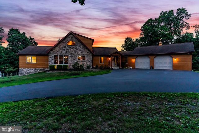 114 REIBERS CHURCH RD, Shermans Dale, PA 17090