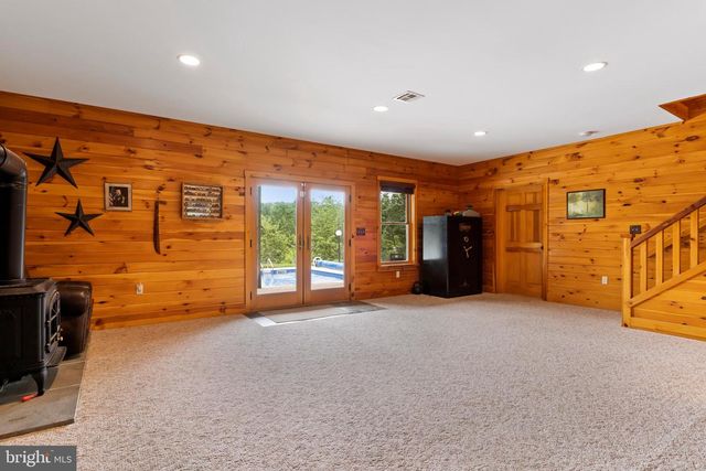 114 REIBERS CHURCH RD, Shermans Dale, PA 17090