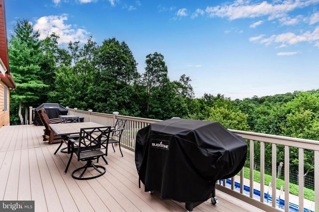 114 REIBERS CHURCH RD, Shermans Dale, PA 17090