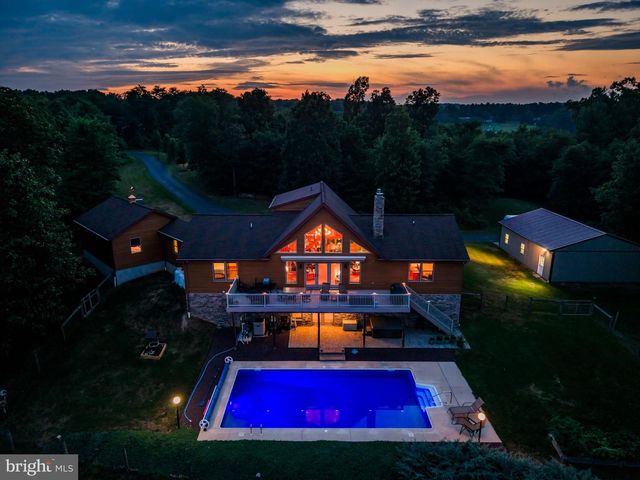 114 REIBERS CHURCH RD, Shermans Dale, PA 17090