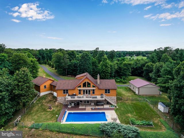114 REIBERS CHURCH RD, Shermans Dale, PA 17090
