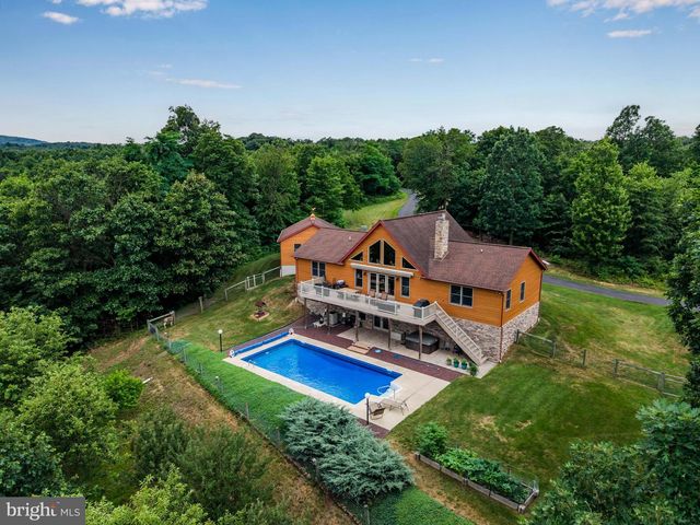 114 REIBERS CHURCH RD, Shermans Dale, PA 17090