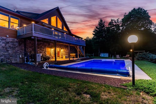 114 REIBERS CHURCH RD, Shermans Dale, PA 17090