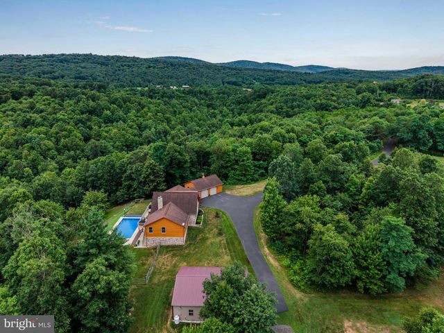 114 REIBERS CHURCH RD, Shermans Dale, PA 17090