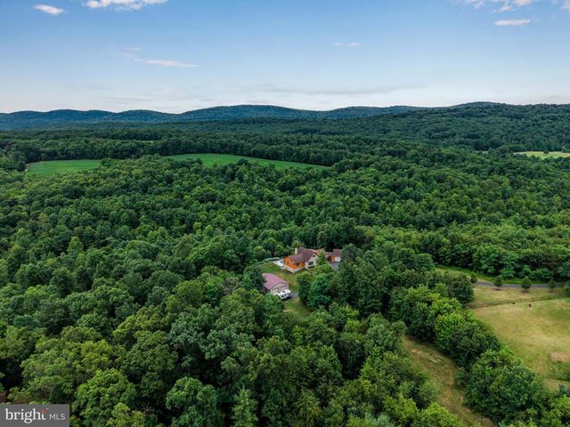 114 REIBERS CHURCH RD, Shermans Dale, PA 17090