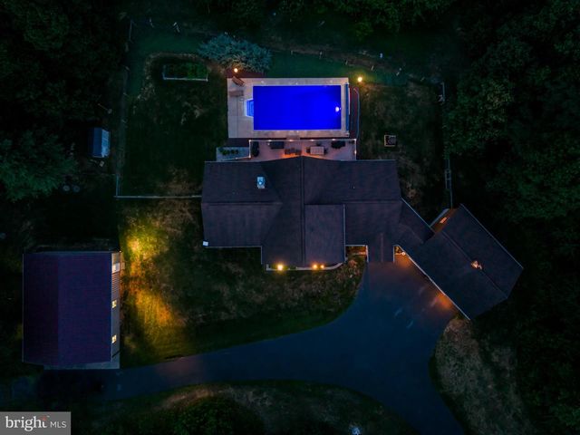 114 REIBERS CHURCH RD, Shermans Dale, PA 17090
