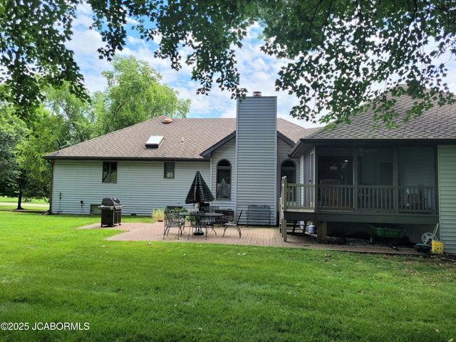 2704 COVEY LANE, Jefferson City, MO 65109