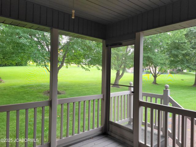 2704 COVEY LANE, Jefferson City, MO 65109