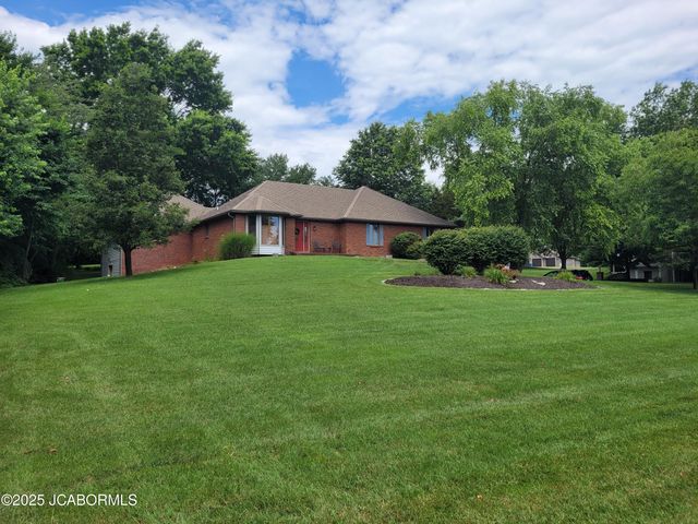 2704 COVEY LANE, Jefferson City, MO 65109