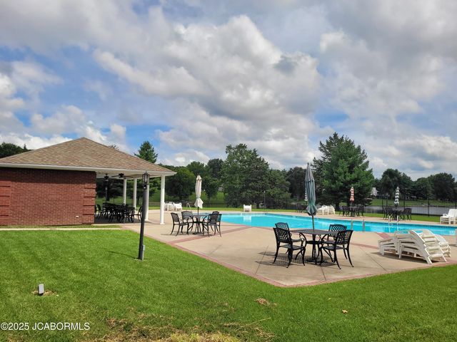 2704 COVEY LANE, Jefferson City, MO 65109