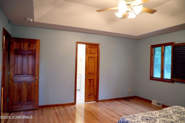 2704 COVEY LANE, Jefferson City, MO 65109