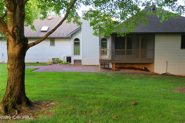 2704 COVEY LANE, Jefferson City, MO 65109