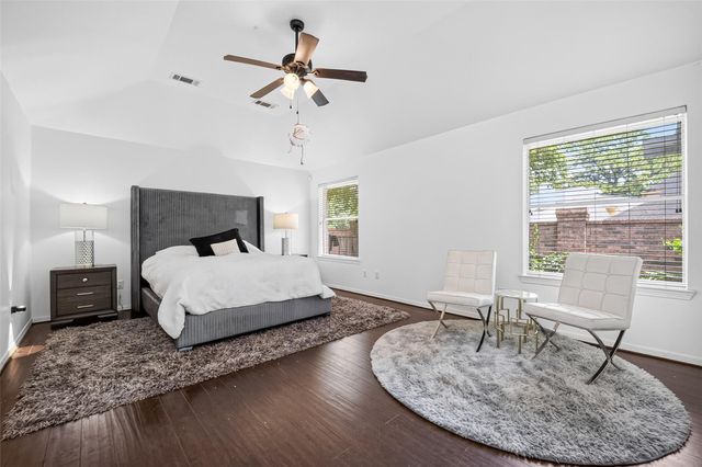 8802 Outview Court, Houston, TX 77040