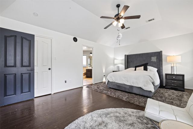 8802 Outview Court, Houston, TX 77040