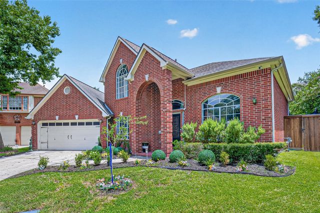 8802 Outview Court, Houston, TX 77040