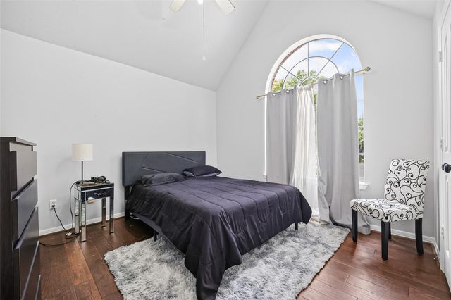 8802 Outview Court, Houston, TX 77040