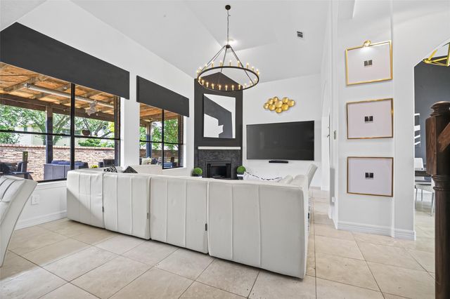 8802 Outview Court, Houston, TX 77040