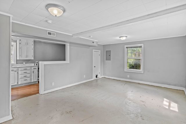 1815 W Webster Street, Springfield, MO 65802