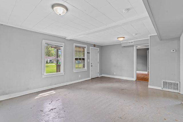 1815 W Webster Street, Springfield, MO 65802