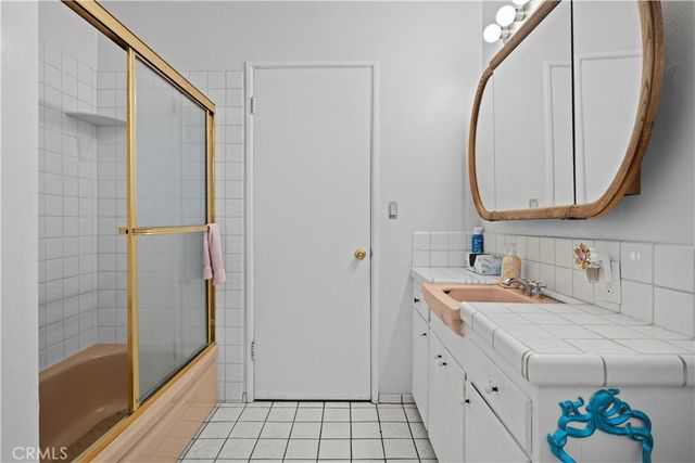 733 S Bender Avenue, Glendora, CA 91740