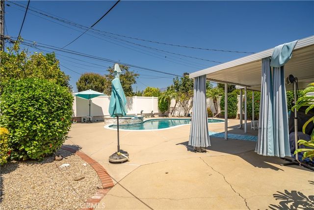 733 S Bender Avenue, Glendora, CA 91740