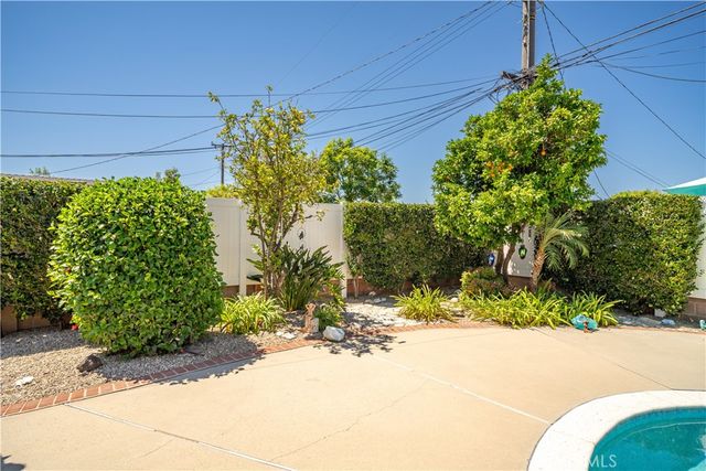 733 S Bender Avenue, Glendora, CA 91740