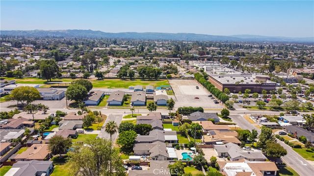 733 S Bender Avenue, Glendora, CA 91740