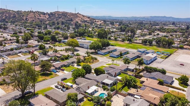 733 S Bender Avenue, Glendora, CA 91740