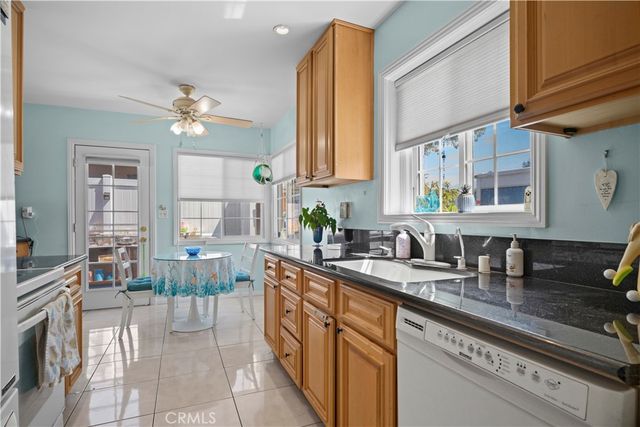 733 S Bender Avenue, Glendora, CA 91740