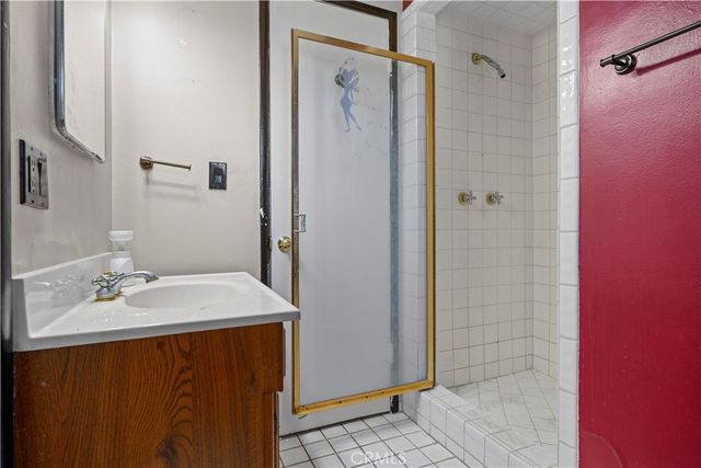 733 S Bender Avenue, Glendora, CA 91740