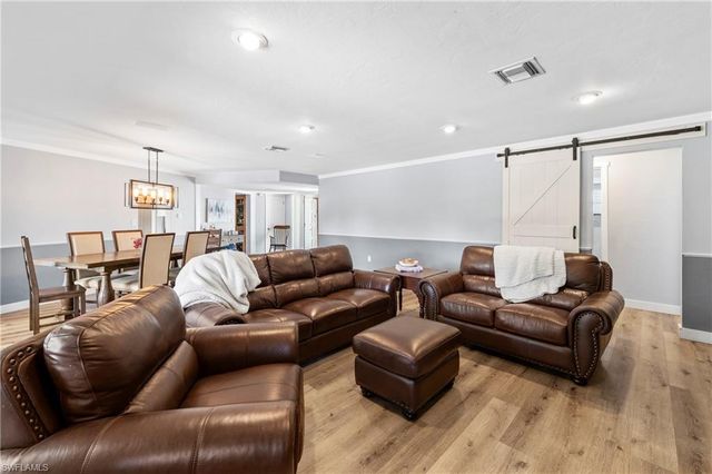 1513 Manchester BLVD, Fort Myers, FL 33919