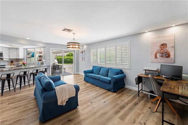 1513 Manchester BLVD, Fort Myers, FL 33919