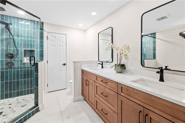 1513 Manchester BLVD, Fort Myers, FL 33919