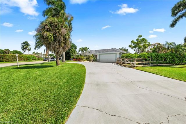 1513 Manchester BLVD, Fort Myers, FL 33919